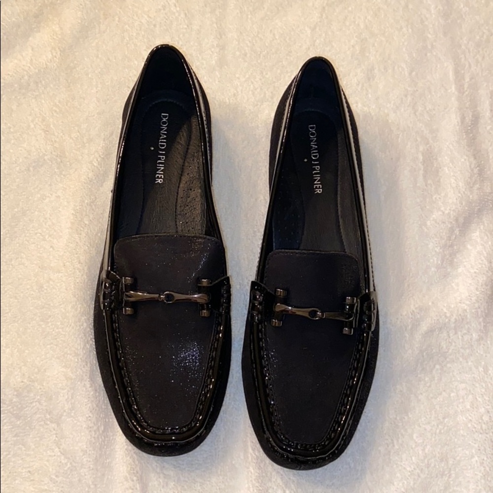 Donald J Pliner black flats